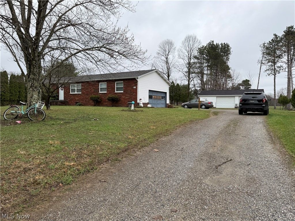 Photo of 16520 State Route 45, Wellsville, OH 43968 (MLS # 5204335)