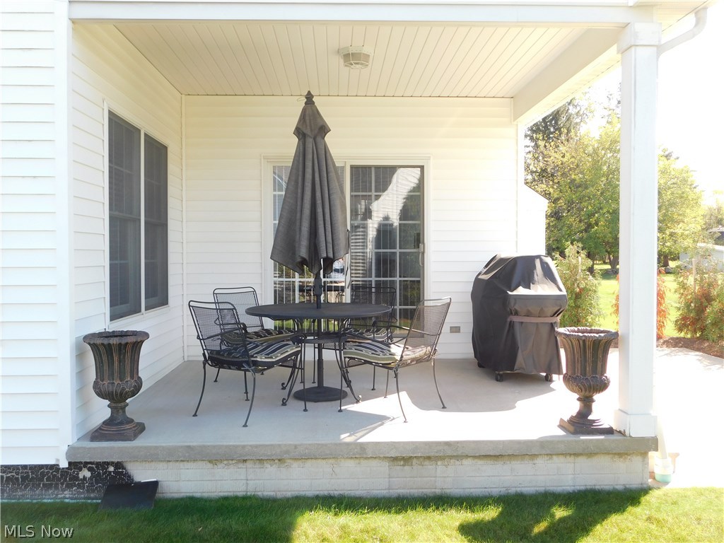 Village Lake Estate Sub - Residential