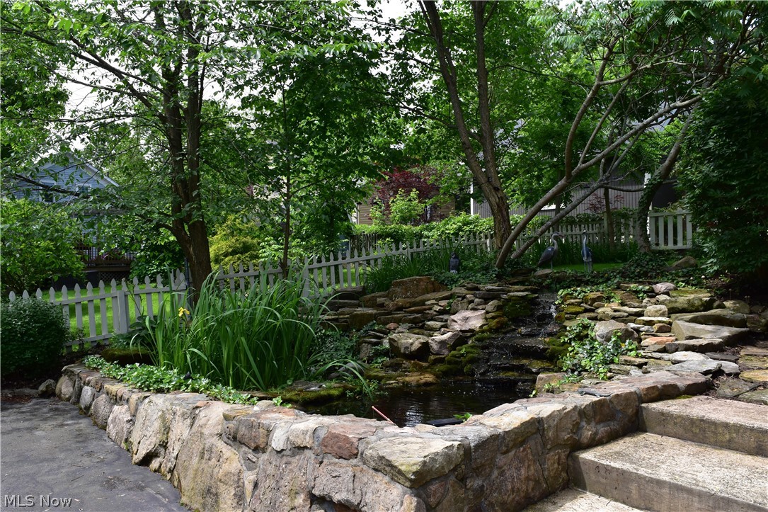 Village/Chardon - Residential