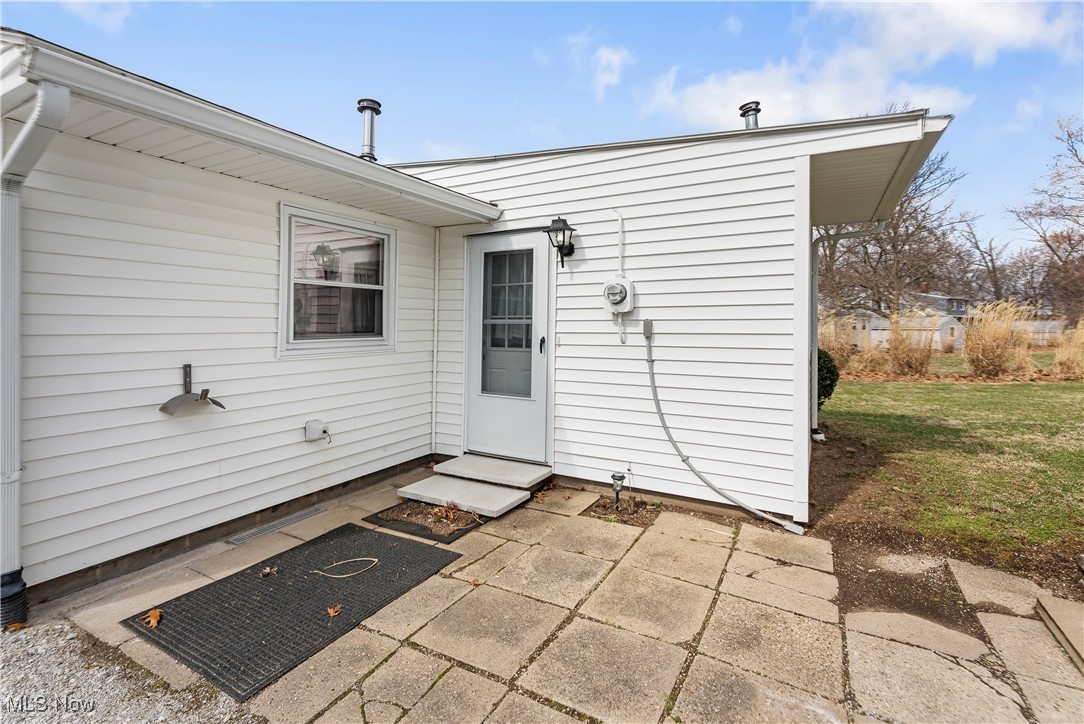449 W Long Lake Boulevard, Akron, Ohio image 28