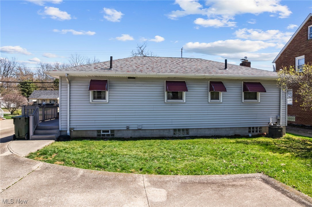 5170 Broadway, Lorain, Ohio image 10