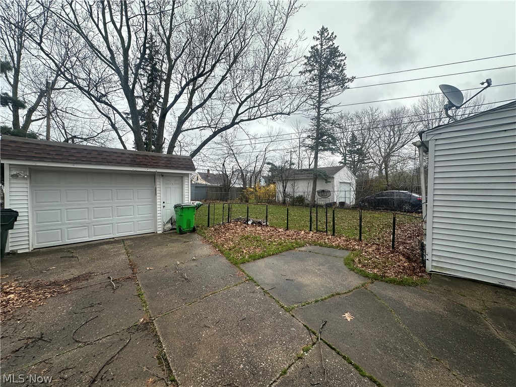 Cedar Center - Residential