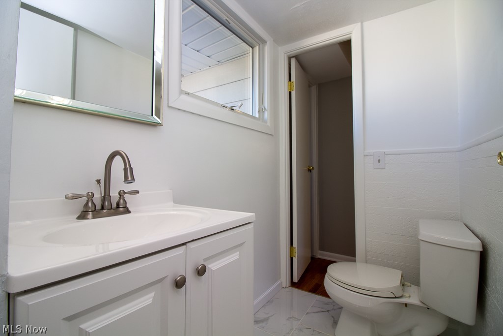 Barrington 01 - Residential