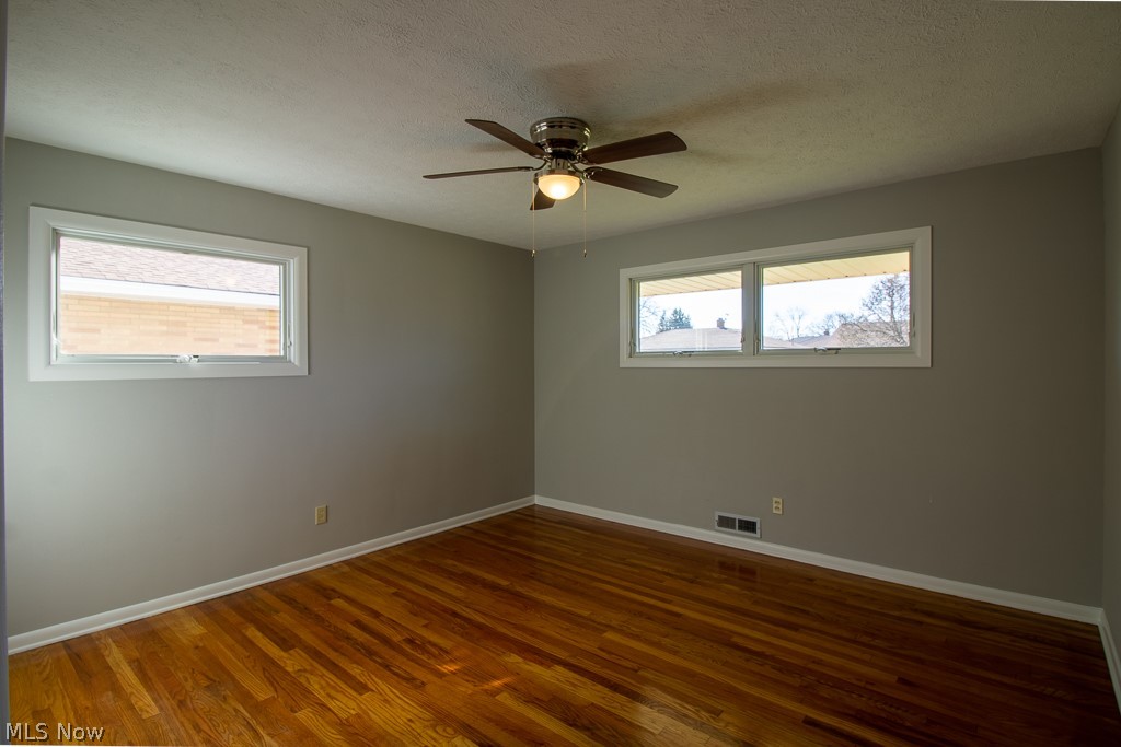 Barrington 01 - Residential