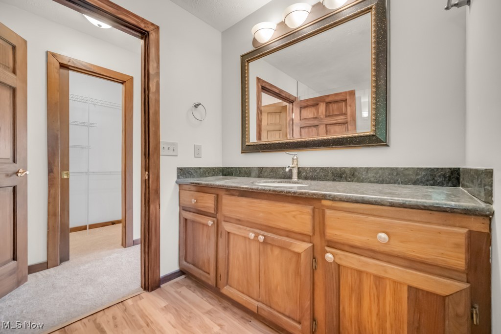 38038 Ridge Road, Willoughby, Ohio image 16