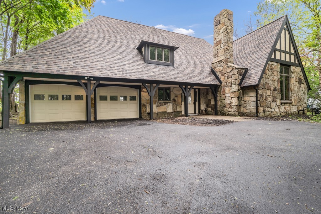 38038 Ridge Road, Willoughby, Ohio image 1