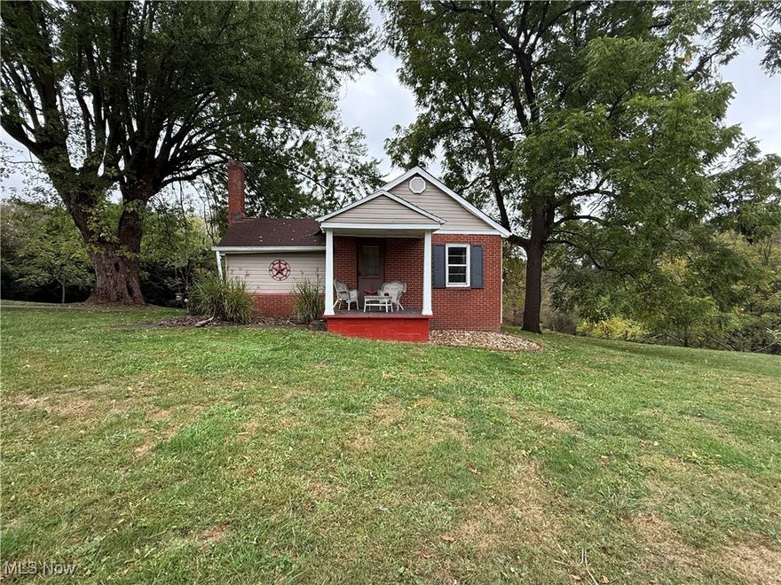 Come check out this secluded 2 bed 2 bath home in Liverpool Township! Sitting on .80 acres, this home offers a serene setting yet so close to the amenities. It also offers an easy commute to PA,WV and Route 7/11! Don't miss out on this home, call today to schedule your appointment!
