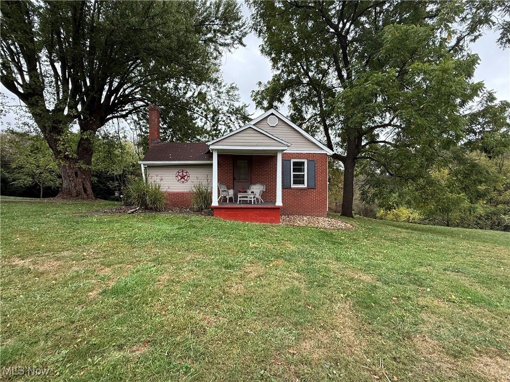 Photo of 2440 Fisher Road, East Liverpool, OH 43920 (MLS # 5182179)