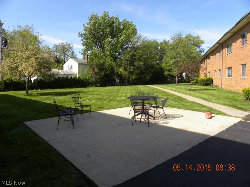 Mayfair Vlg Condo - Residential