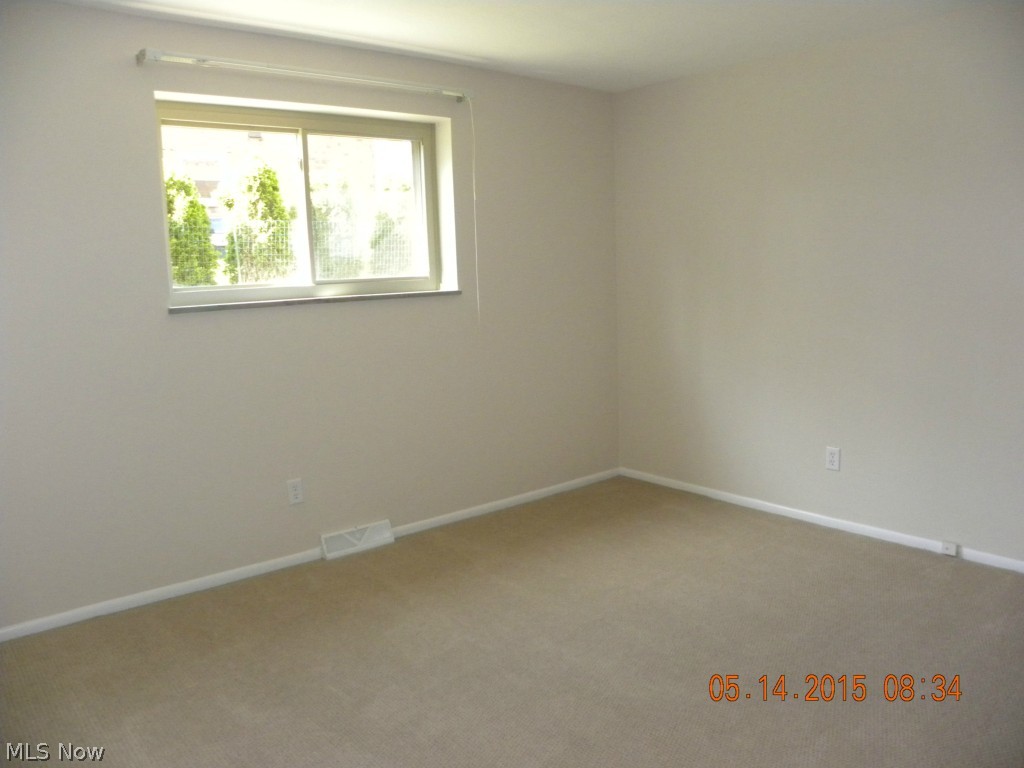 Mayfair Vlg Condo - Residential