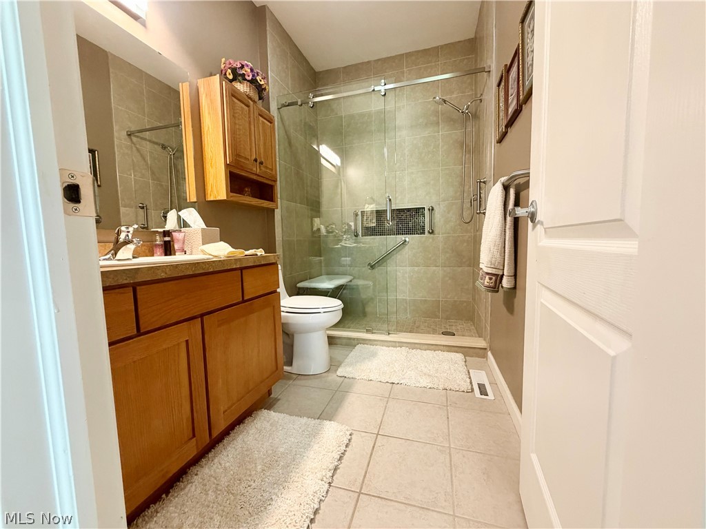 Hillshire Woods Condo - Residential