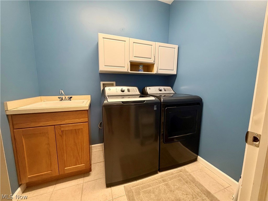 Hillshire Woods Condo - Residential