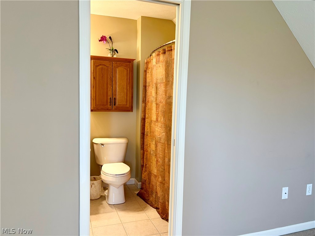 Hillshire Woods Condo - Residential