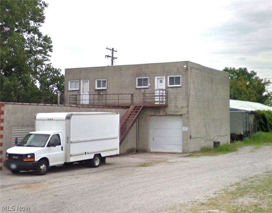 Excellent mixed-use investment opportunity in the heart of Elyria. This property offers a versatile layout combining commercial and residential, making it ideal for investors seeking steady cash flow and long-term appreciation. The property features flexible commercial space on the main level with residential unit(s) above, providing multiple income streams under one roof.  Warehouse shop area with its own restroom and office area. Two remodeled apartments upstairs, garage doors for access to the warehouse.
Strong rental demand in the area, convenient access to major roadways, and proximity to downtown amenities enhance the property’s appeal. Separate utilities, off-street parking, and functional floor plan add to the investment value.  Perfect opportunity to add a mixed-use asset to your portfolio in a growing market. Great for seasoned investors or those looking to start building long-term wealth through real estate.