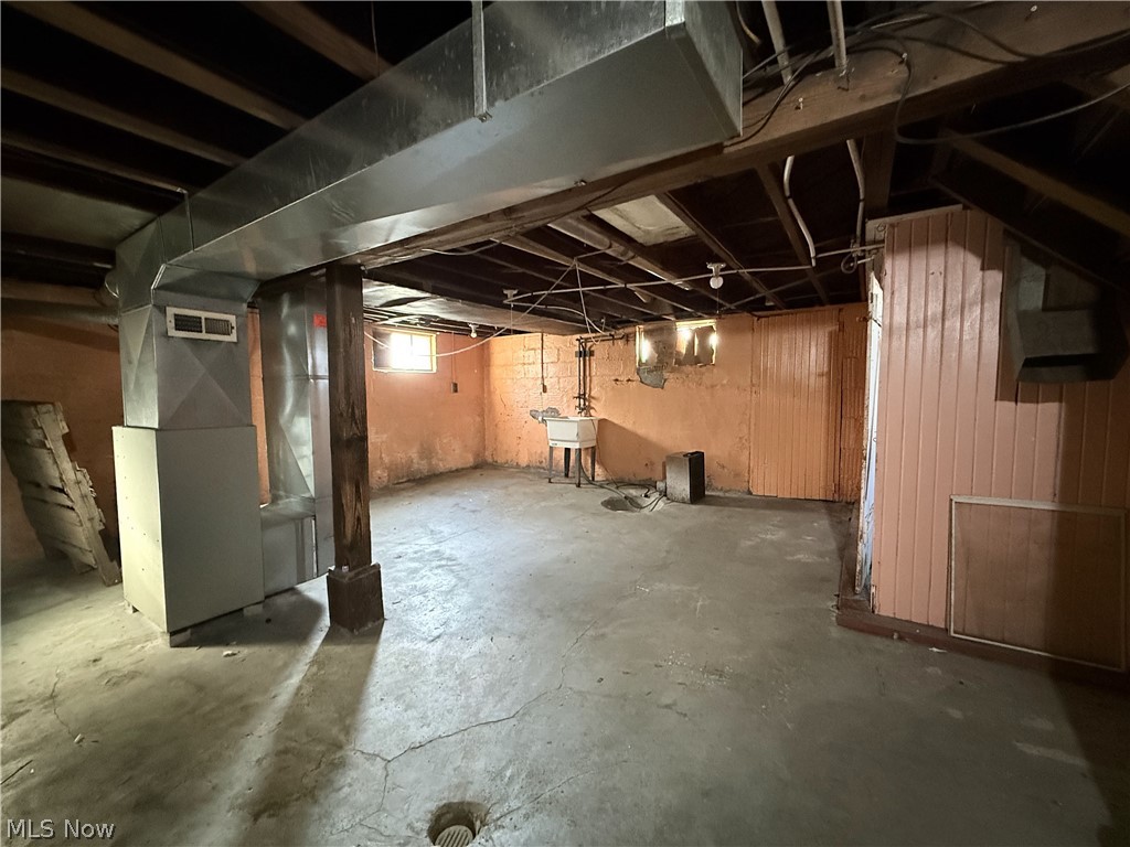 Tallmadge Road - Residential Lease