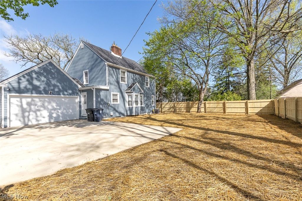 Photo of 593 Mineola Avenue, Akron, OH 44320 (MLS # 5202538)