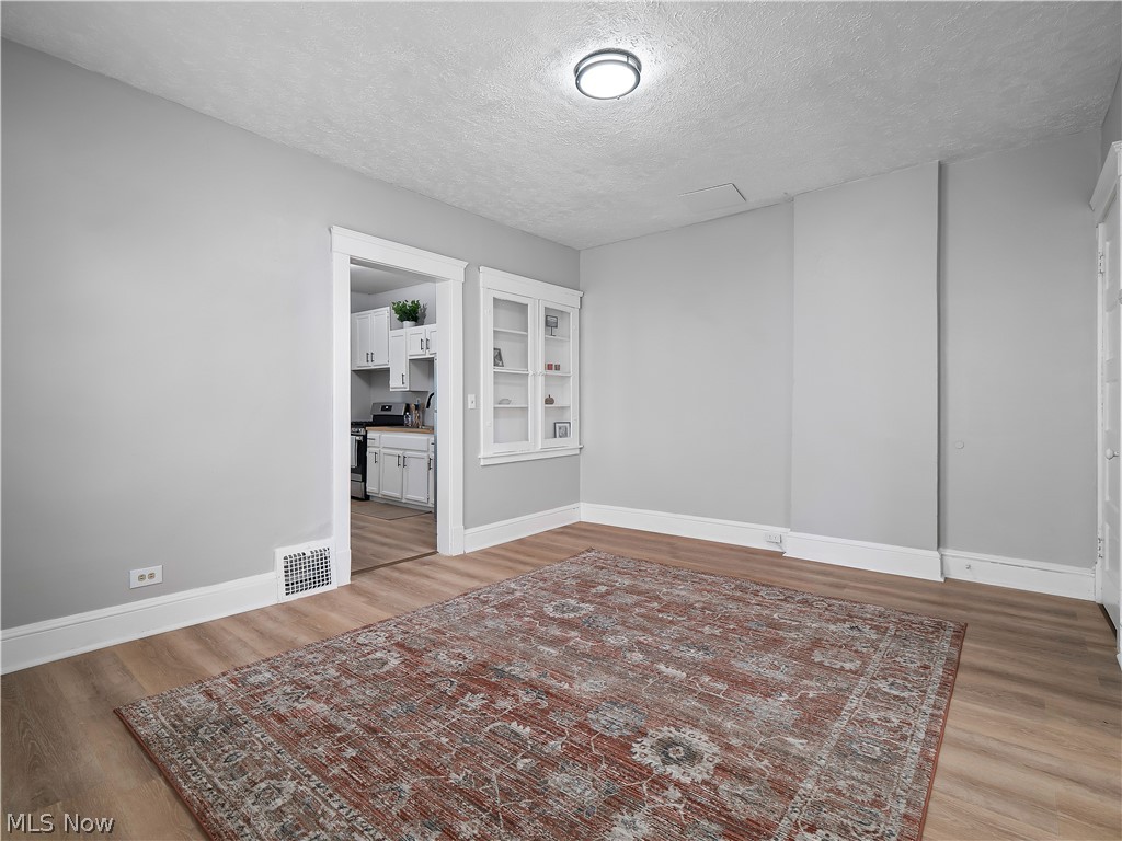 Foster - Residential Income