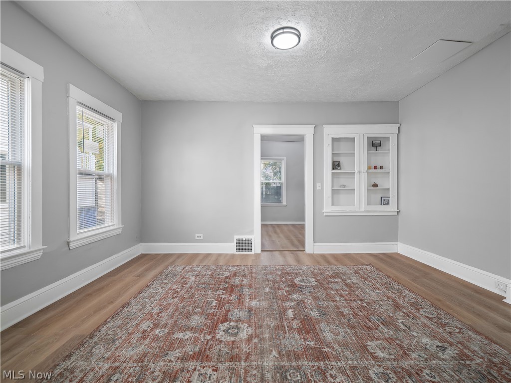 Foster - Residential Income