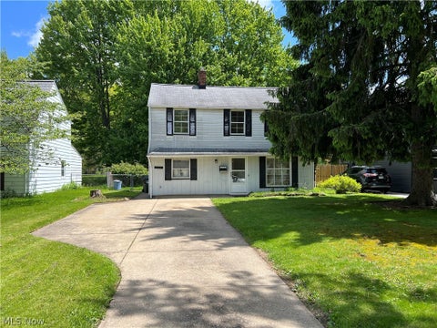 Homes For Sale - 7317 Parma Park Boulevard<br/> Parma, OH 44130