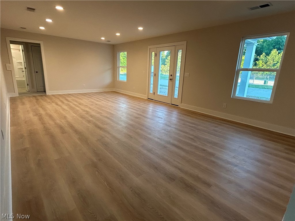 938 East Drive