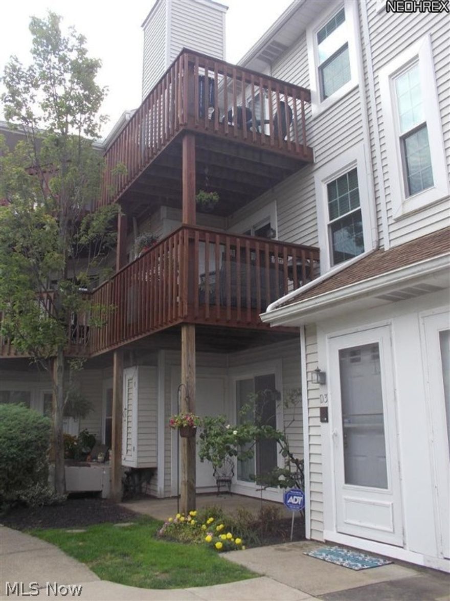 Beautiful Westlake condo for sale. If you’ve been looking for a updated turn key condo then you have found it here.
Everything in this home has been updated. The list of upgrades include a newer furnace and central air conditionIng
unit, fresh paint throughout, brand new carpet, custom kitchen cabinets, granite countertops, porcelain tile kitchen
floor, high end laminate wood flooring in the dining and living room, and newer light fixtures throughout. Also, all of
the appliances stay including oven, microwave, dishwasher, refrigerator, washer and dryer. There is also a detached
garage so you can keep your car out of the weather. In that garage is some nice secure storage for your things as well.
On those beautiful Ohio days you can enjoy the weather sitting and relaxing on either of the walkout decks that this
unit has. These decks also overlook the central courtyard where the pool is. This condo really does have it all including
a great location, only a few minutes from Crocke