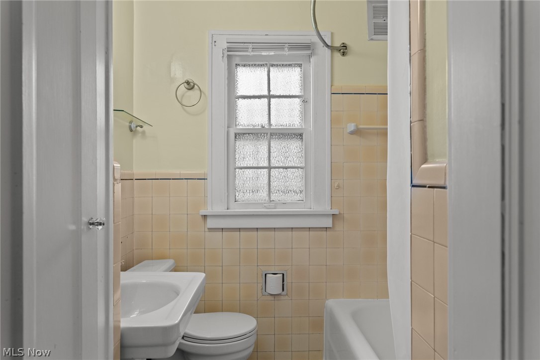 Van Sweringen Cos 23 - Residential Income