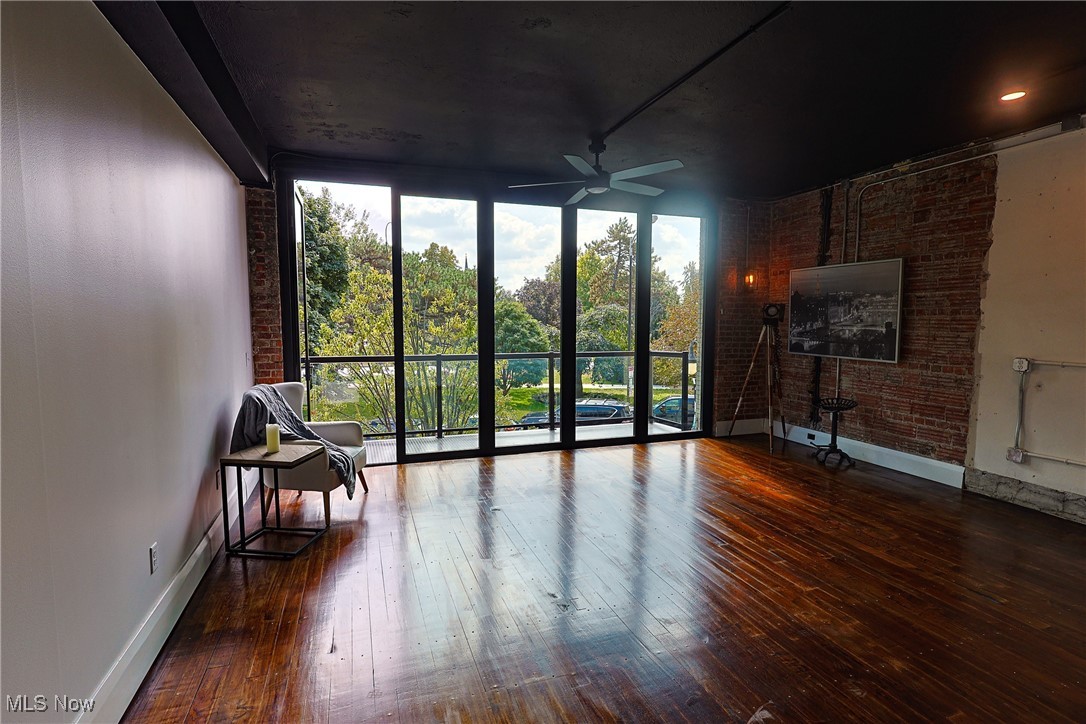 Washington Row - Residential