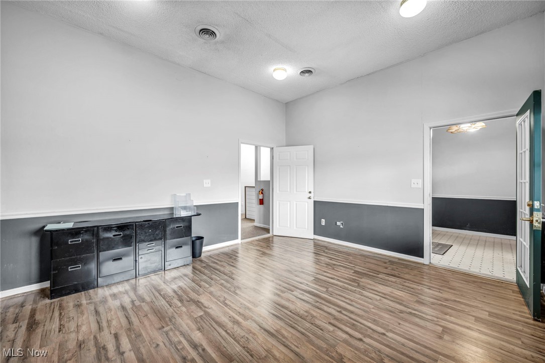 Maria Plaza - Commercial Sale