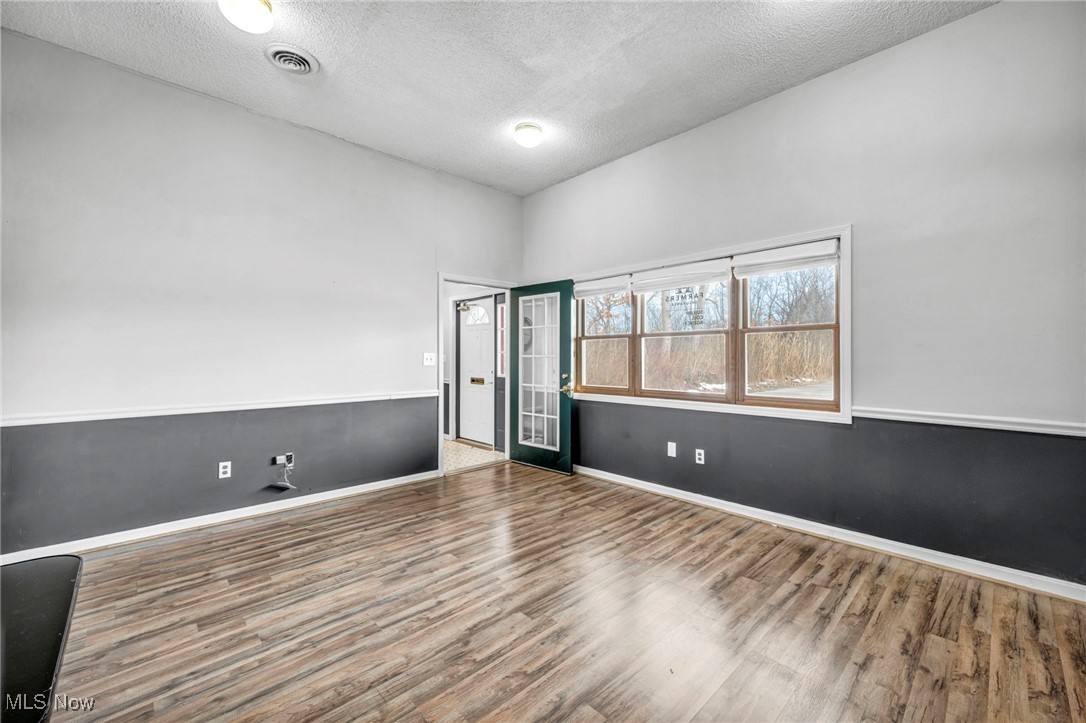 Maria Plaza - Commercial Sale