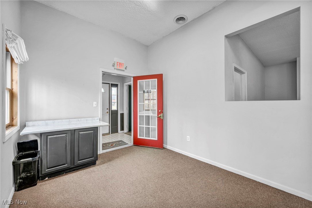 Maria Plaza - Commercial Sale