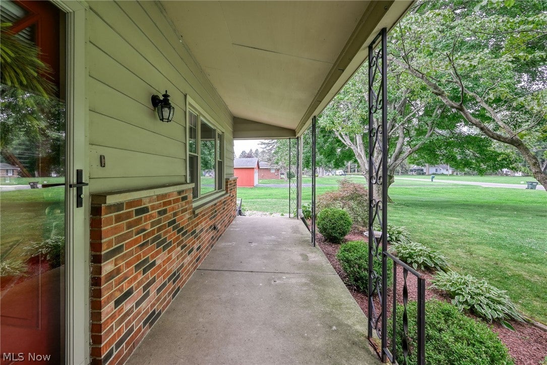 496 Howe Road