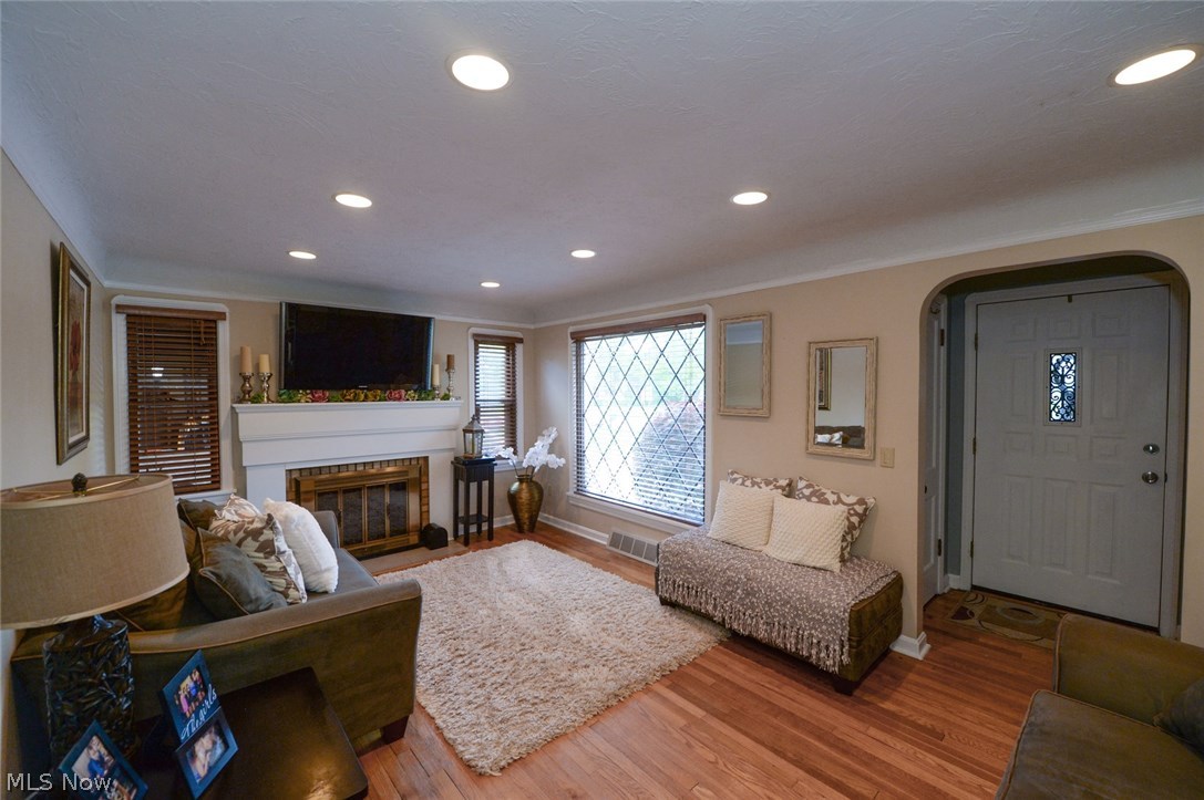 Independence 03 - Residential