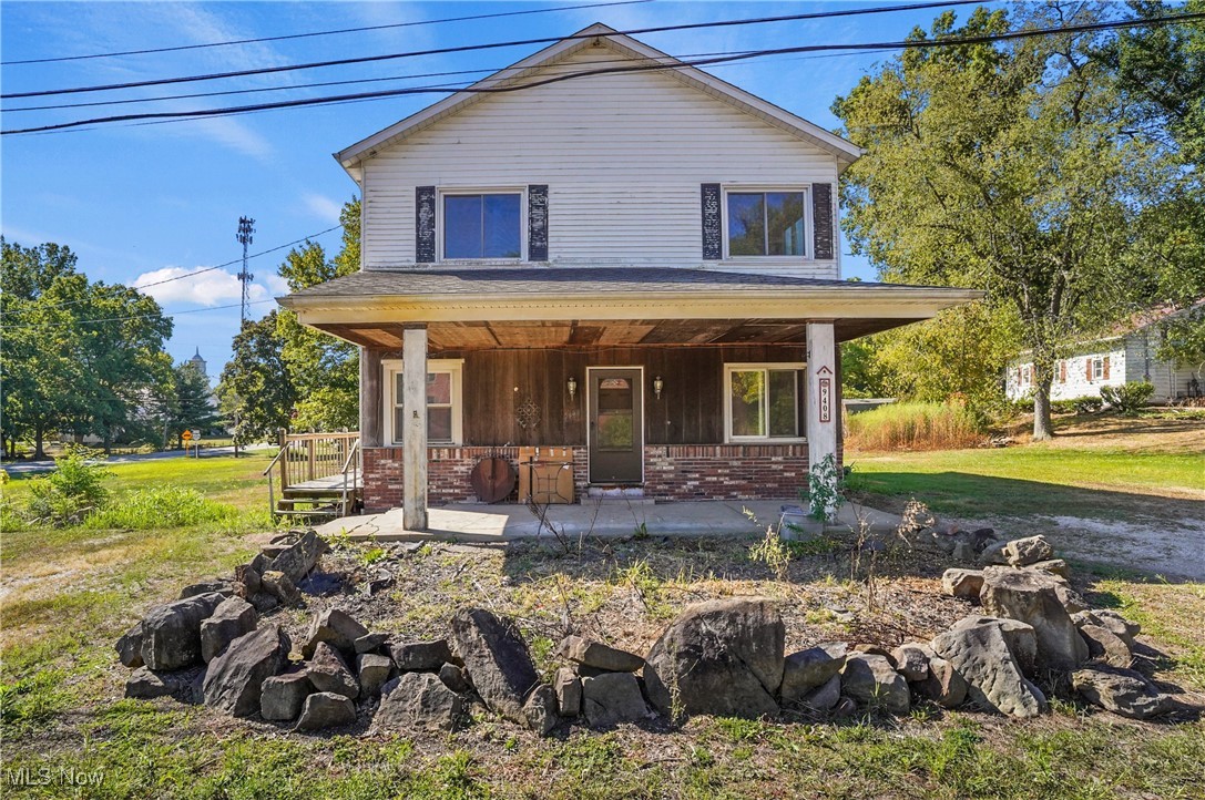 Located near three major State Parks, Lake Milton, West Branch and Berlin with easy access to St Rt 76. Spacious two story which once was a two family home. One main kitchen on the first floor and a second kitchen upstairs that could also be turned into another bedroom. First floor laundry, One first floor bedroom. Other bedrooms are located on the second floor.
Roof was replaced approx. 4 years ago, and a new water well was drilled a few years ago.
Many possibilities for this spacious home.