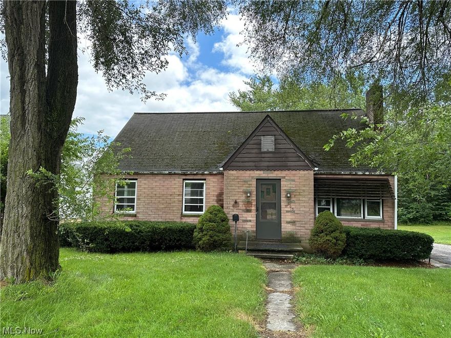 This charming all brick 4 bedroom 2 bath home located in South Amherst is waiting for your personal touches.  When you walk in enjoy the cozy living room with original wood floors & wood burning fireplace. The eat-in kitchen is spacious w/original wood cabinets.  On the main floor there are two bedrooms w/wooden floors & a full bathroom. Moving upstairs there are two additional large bedrooms. An enclosed patio leads from the home to the 2 car garage. 
Don't miss out on owning this home in the Firelands School District.