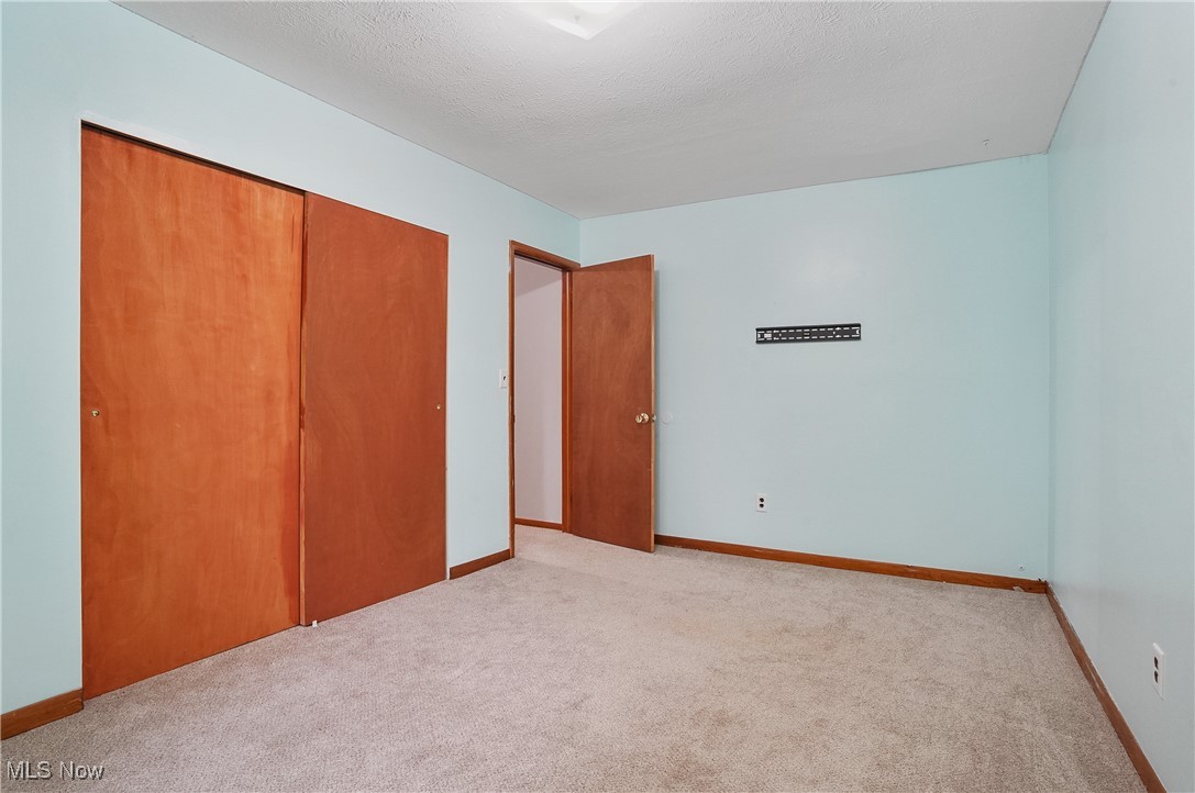 1498 Deermont Avenue, Madison, Ohio image 19