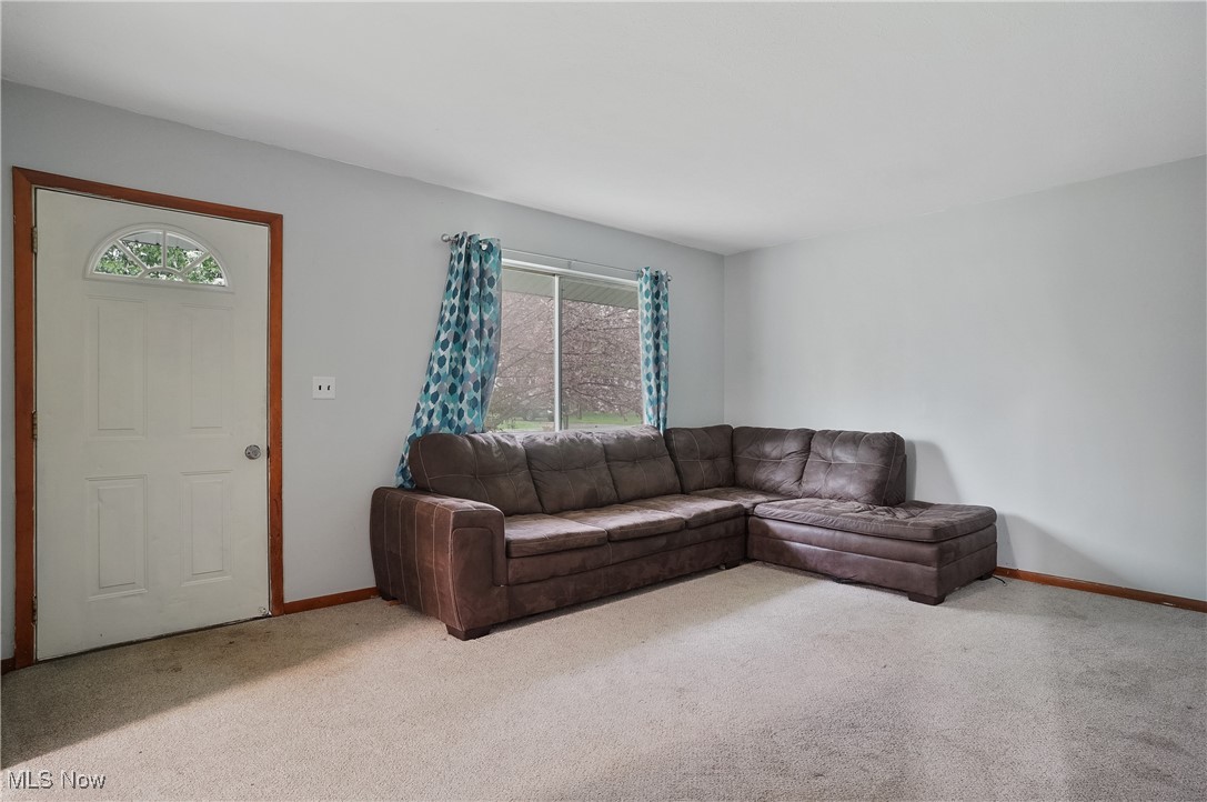1498 Deermont Avenue, Madison, Ohio image 4