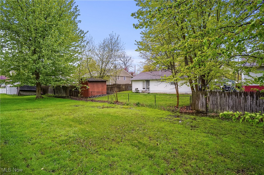 1498 Deermont Avenue, Madison, Ohio image 7