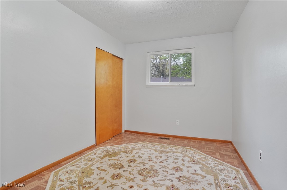 1498 Deermont Avenue, Madison, Ohio image 22