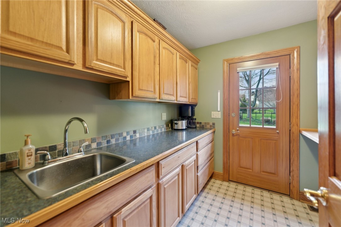 840 Olde Orchard Drive, Tallmadge, Ohio image 20