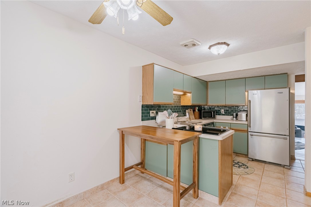 Chagrin Ph 02 Condo - Residential