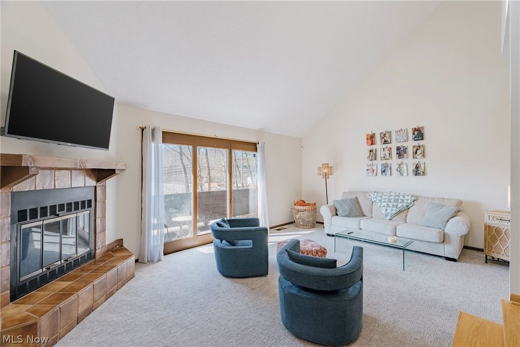 Photo of 275 Solon Road #275C, Chagrin Falls, OH 44022 (MLS # 5197314)