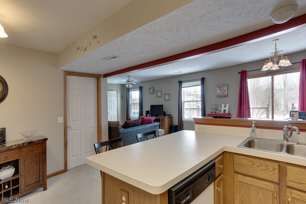 Hampton Bay Condos - Residential