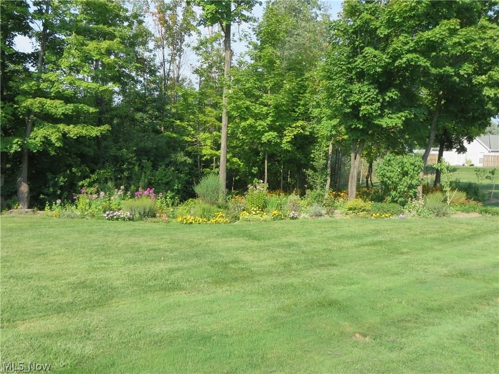 Hampton Bay Condos - Residential