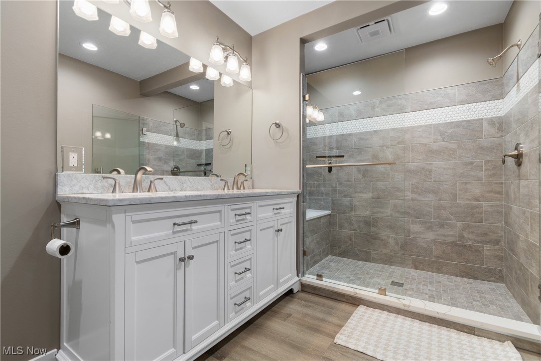 Greens Prestwick Condo - Residential