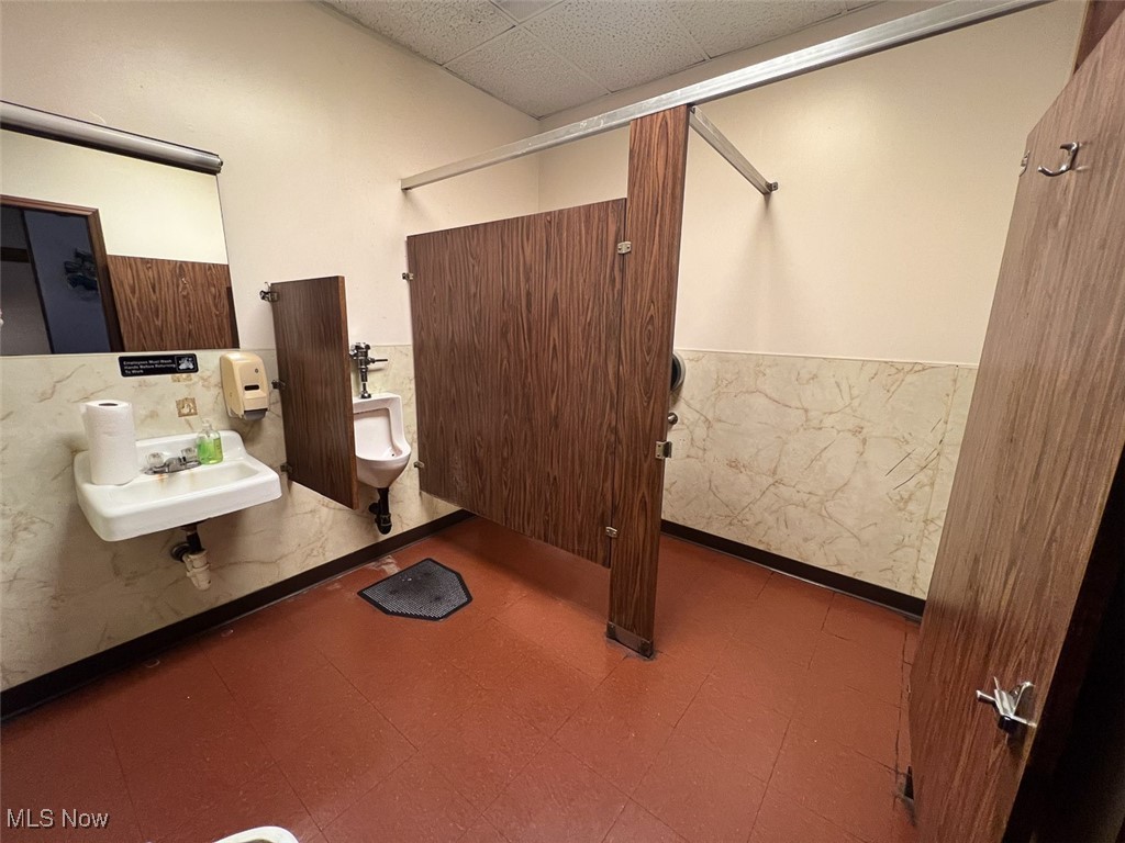 Barb - Commercial Sale