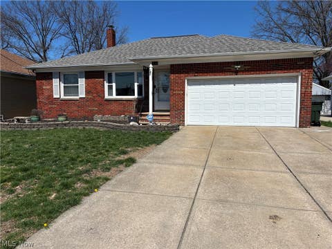 Homes For Sale - 26361 Elinore Avenue<br/> Euclid, OH 44132