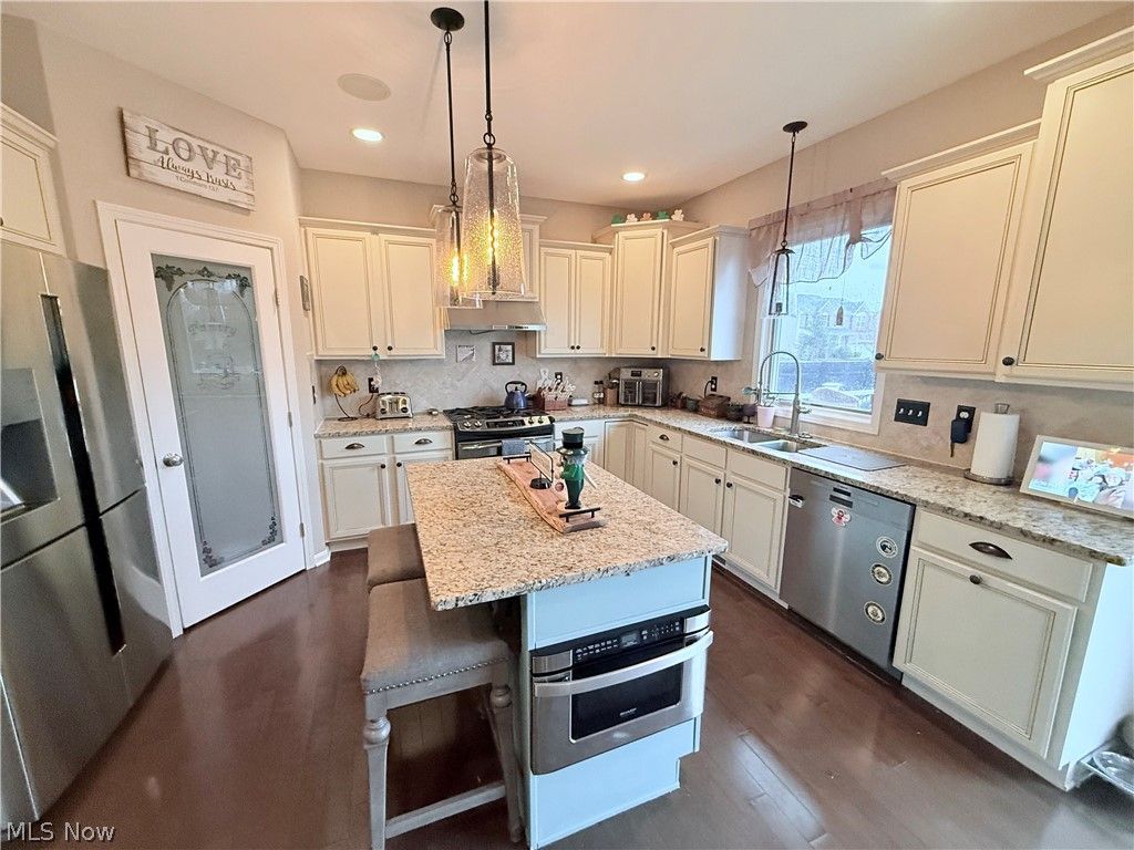 Photo of 23201 Lakeridge Way, Columbia Station, OH 44028 (MLS # 5192966)