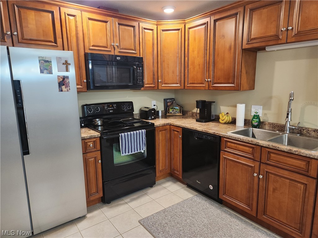 Roaming Rock Xiii - Residential