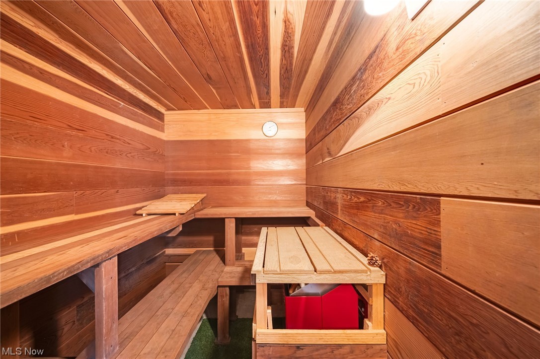 Liverpool Center - Residential