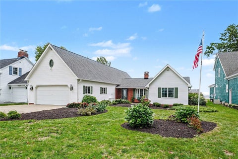 Homes For Sale - 3711 Edgewater Drive<br/> Ashtabula, OH 44004